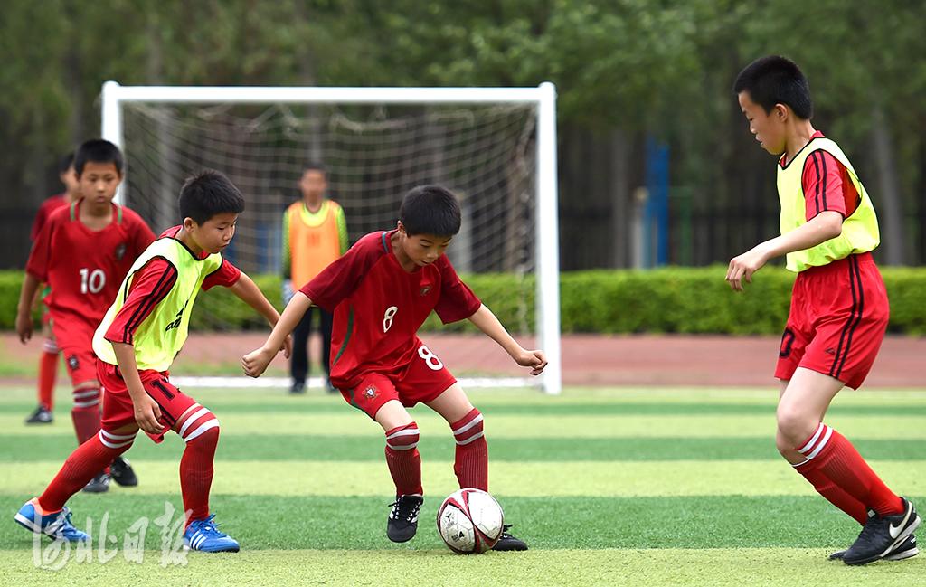 全县中小学生足球联赛决赛,参加校园足球联赛动员大会