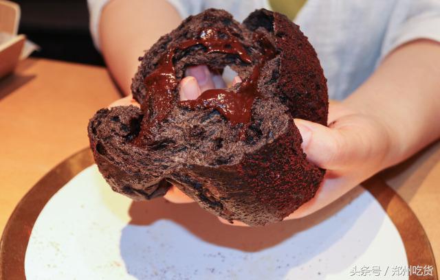 网红茶饮的鼻祖级大佬来熙地港啦，还有买一赠一！