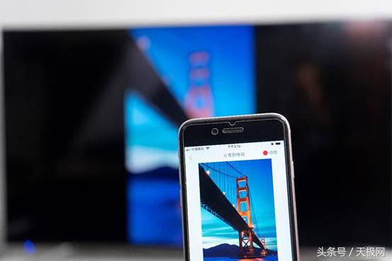 32寸ai智慧语音全面屏顶配电视,海信电视e72a