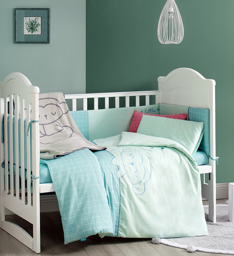 宝爸睡觉压坏宝宝新闻,爸爸睡觉不小心压到宝宝