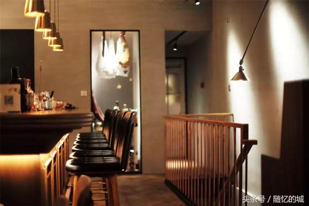 除了挖走北上广的年轻人，杭州还要掏空他们的钱包