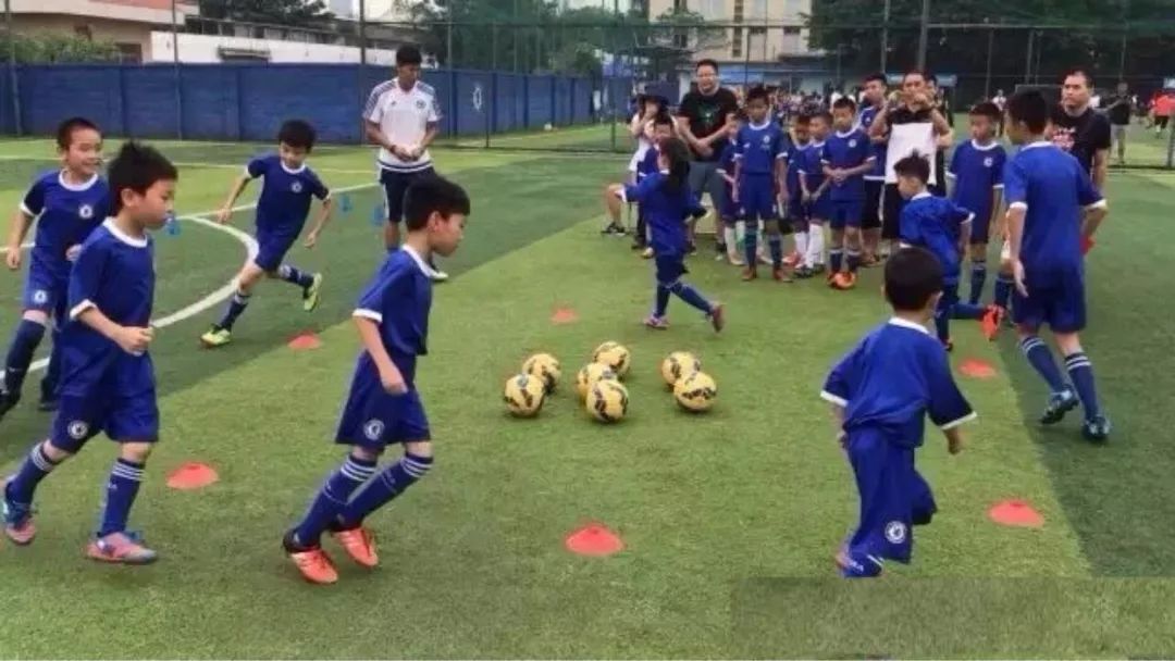 2018“今金贷”杯广州亲子足球嘉年华报名了！