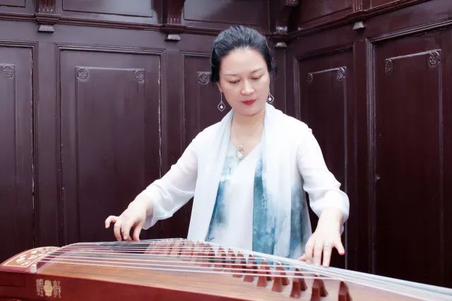 相与名姝绝世争艳世上风流