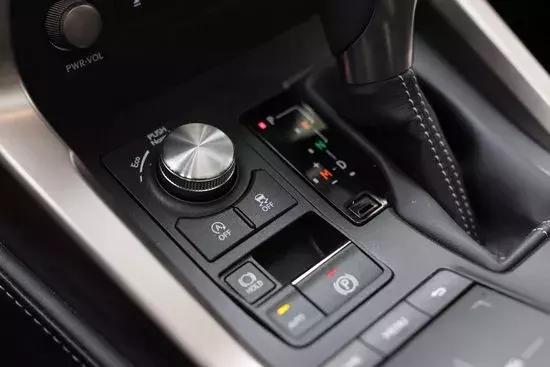 18款雷克萨斯nx300锋行版值得买么,2018雷克萨斯nx300试驾