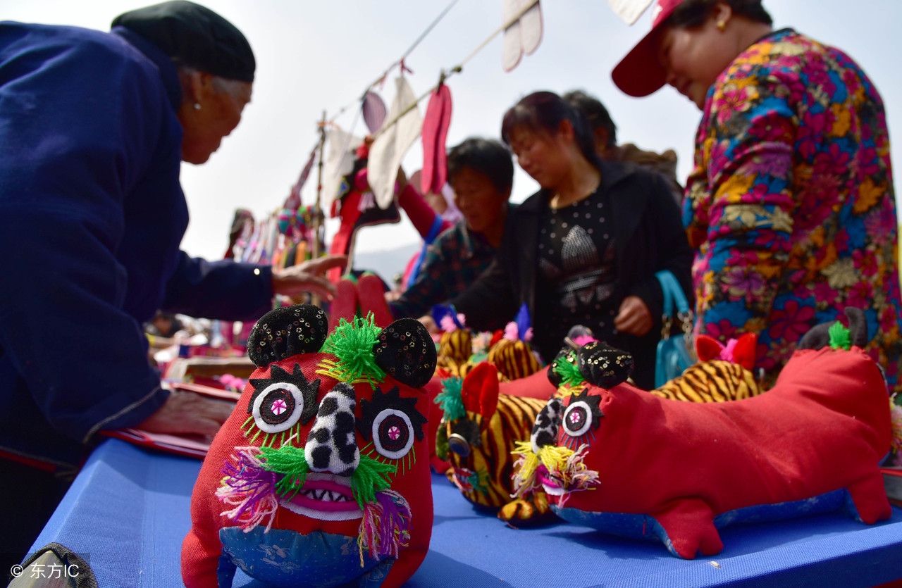 趣话枕具：传说殷商时期即有“帝辛之枕”