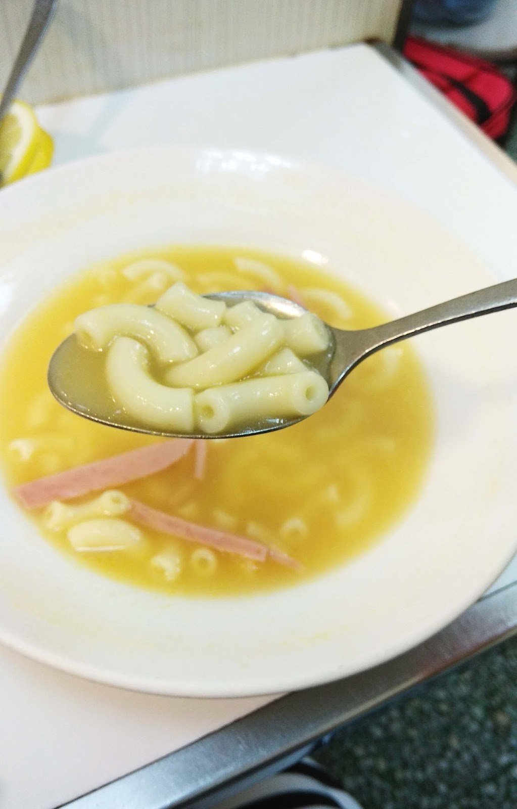 去香港喝港式早茶,正宗澳洲牛奶早餐