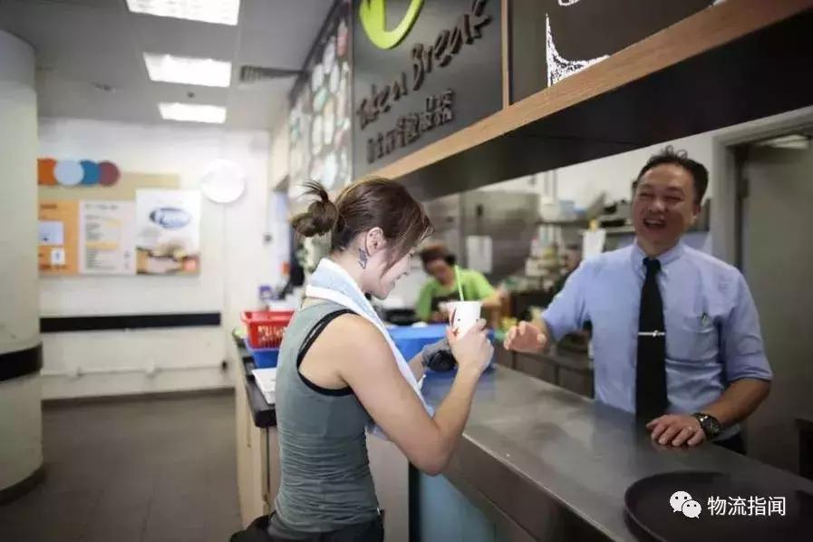 香港最美搬运工女孩,最美港女搬运工