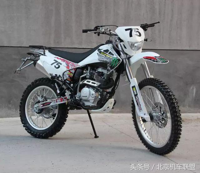 弯梁摩托车越野性能,能上牌的越野摩托车250和125介绍