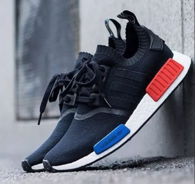 千百小白鞋,千千万万的小白鞋