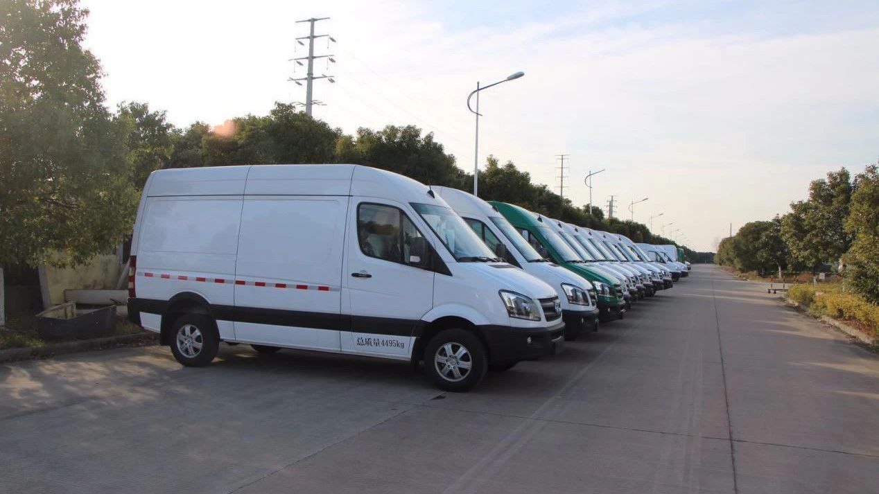 特斯拉目前还是用18650电池,为什么特斯拉不使用更换电池技术