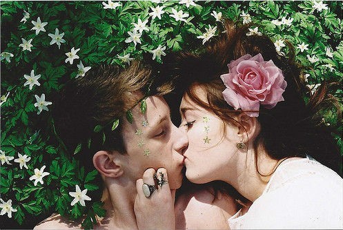 和活得通透的男人相处,跟话少的男人在一起什么体验