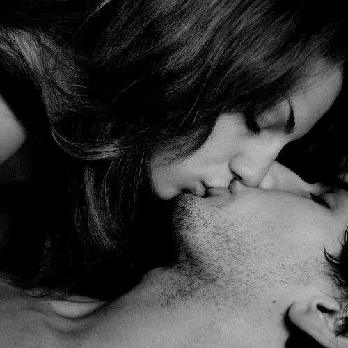 和活得通透的男人相处,跟话少的男人在一起什么体验