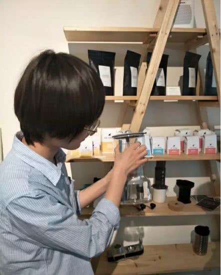 深更咖啡爱抚，我就让你睡不着哈哈！