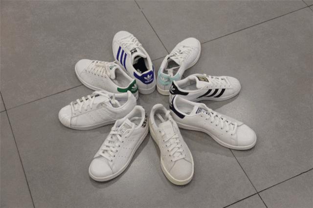 灭霸来了一个响指,灭霸一个响指灭了所有的英雄