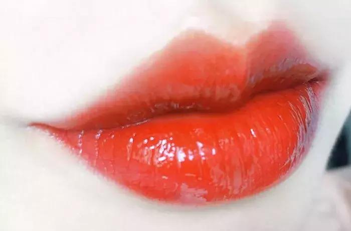 整形好看的唇,化妆唇部整形