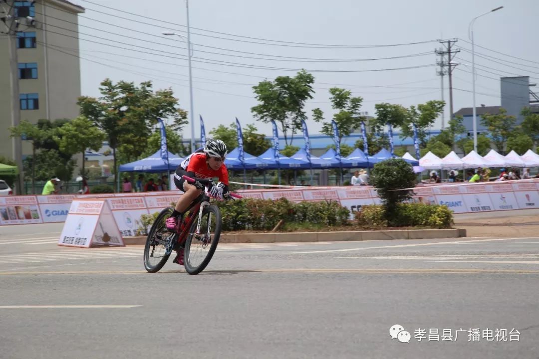瀛熷畻鏁呴噷瀛濇槍,瀛濇槍姊﹂噷鑺卞洯