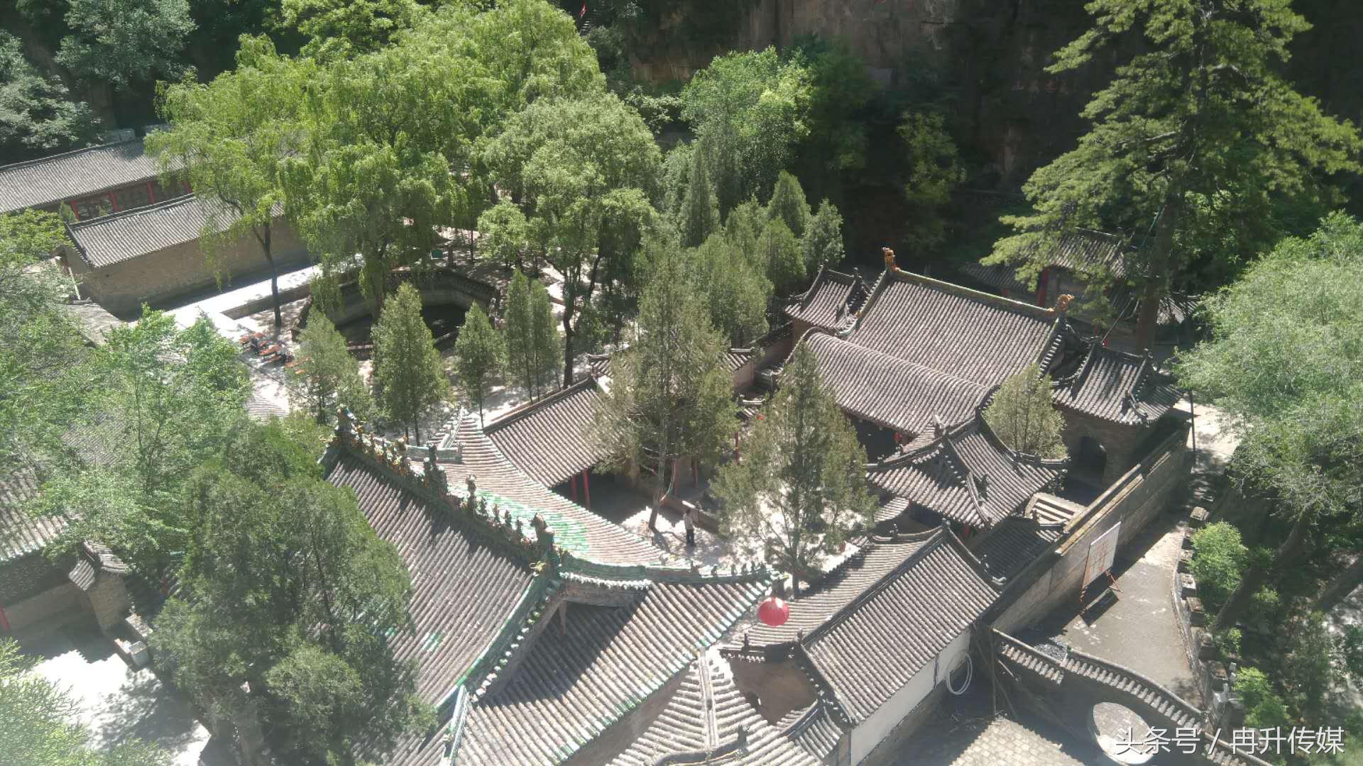藏山藏不住美景，更藏不住历史