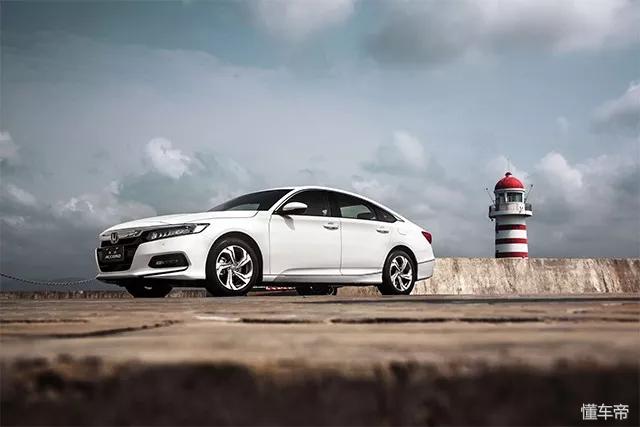 第十代雅阁燃油版试驾,全新雅阁accord