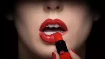 每日资讯|欧莱雅代言人/娇兰开启拼团模式/花王业务调整……