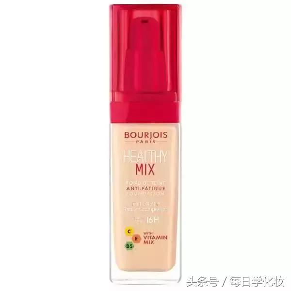 哑光底妆轻薄雾面妆感教程,底妆是哑光的好看还是奶油肌好看