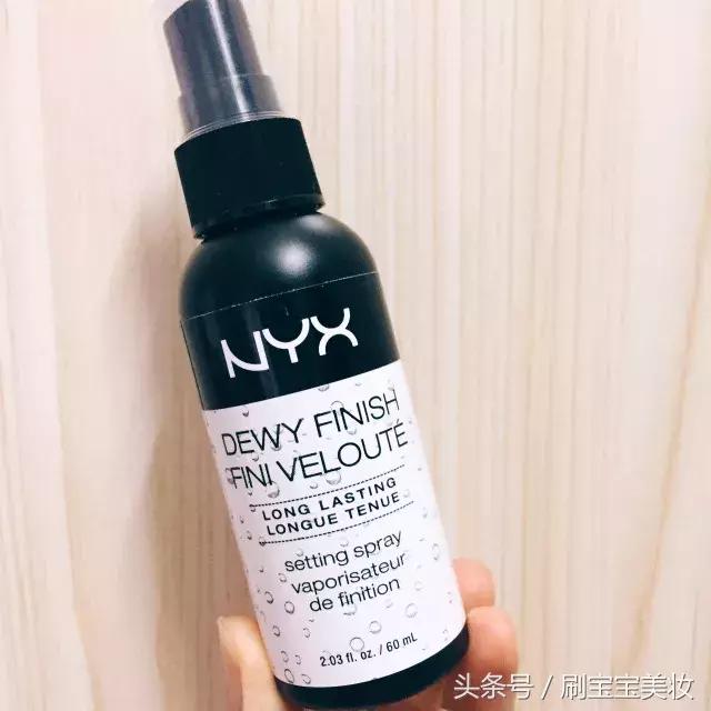 夏天化妆t区容易脱妆怎么办,化妆不容易脱妆方法是什么