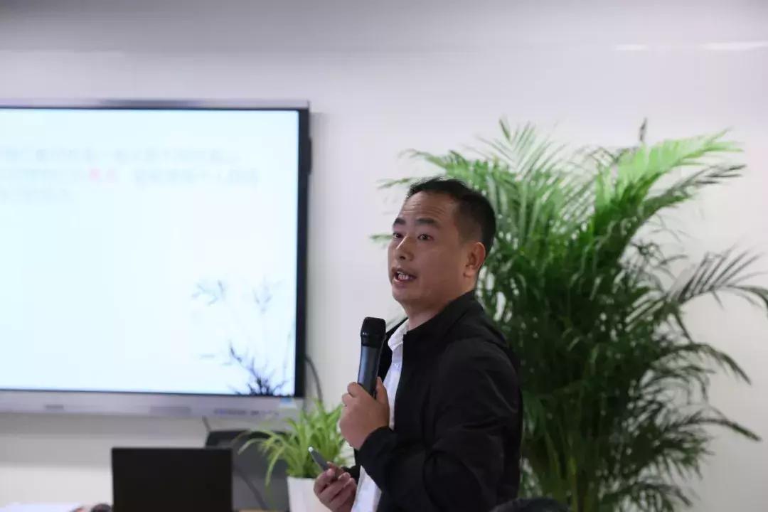 鍦ㄨ鍔ㄤ腑鎬庝箞瀛︿範,鍦ㄨ鍔ㄤ腑瀛︿範