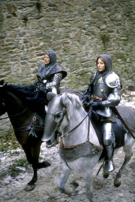 圣女贞德的历史事迹,圣女贞德有没有参与百年战争