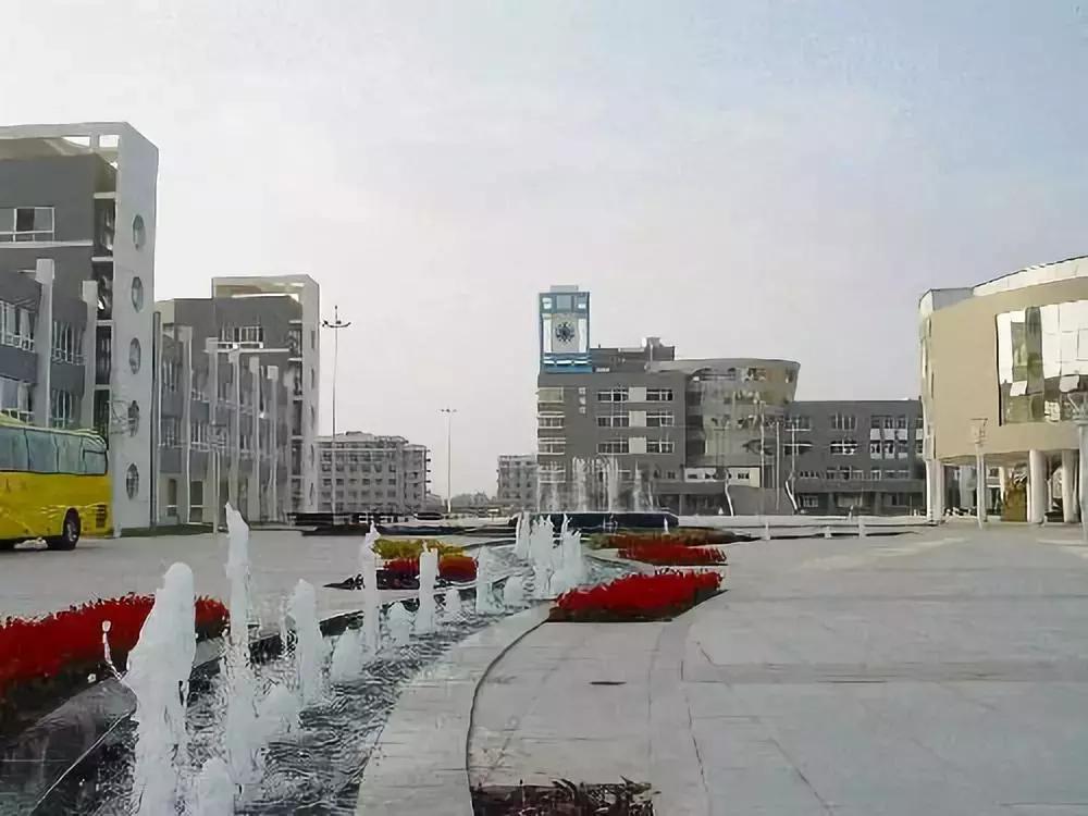 阜阳五中是哪个镇,阜阳五中口碑怎么样