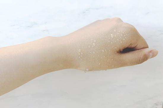 cpb和ba防晒霜哪个好,cpb防晒霜效果怎么样