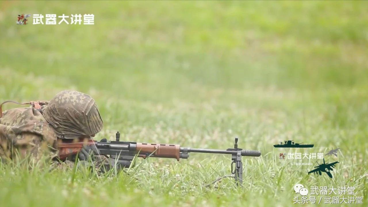 德国fg42伞兵步枪军事博物馆,fg42伞兵枪是连发的还是半自动的