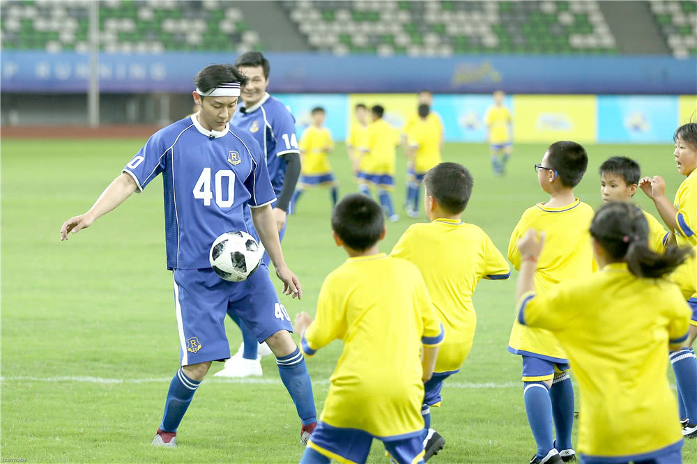 致敬跑男100期视频,跑男世界杯