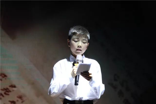 信·万中｜邂逅一纸情怀