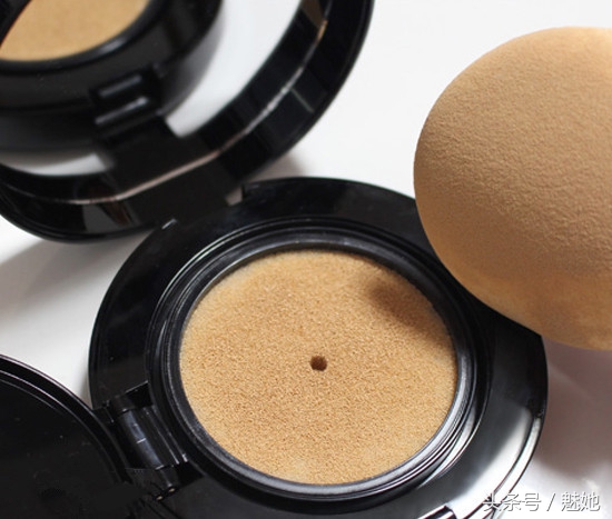干皮什么气垫好用不卡粉不脱妆,气垫粉底干皮又遮瑕排行榜前十名