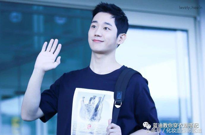 王俊凯和丁海寅,丁海寅橙色长袖机场