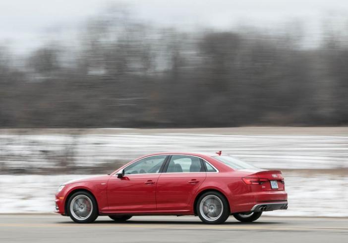 新款奥迪s4基本延续,试驾19款奥迪s4跨界旅行车