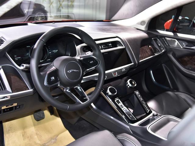 捷豹纯电动特斯拉,特斯拉vs捷豹直线加速