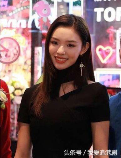 爷孙恋硬凹清纯人设！巴结baby，未成年18禁嫩模，打架被拘15天？