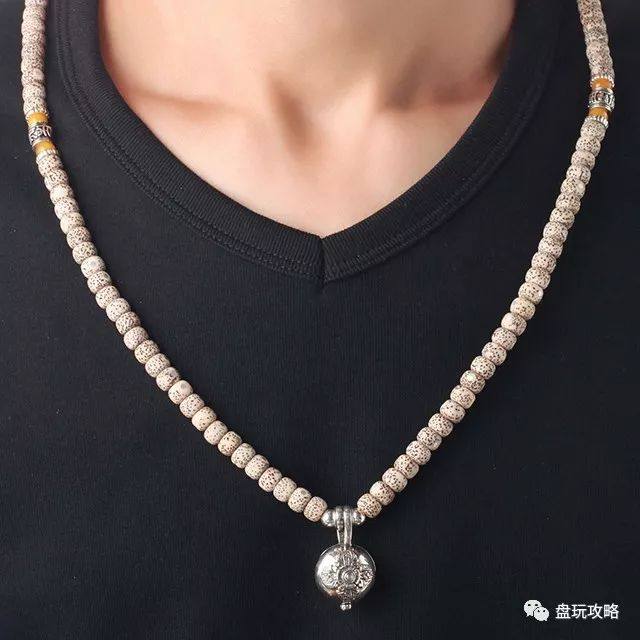 星月菩提干手盘好还是汗手盘好呢,紫金鼠和星月菩提哪个更值得盘玩