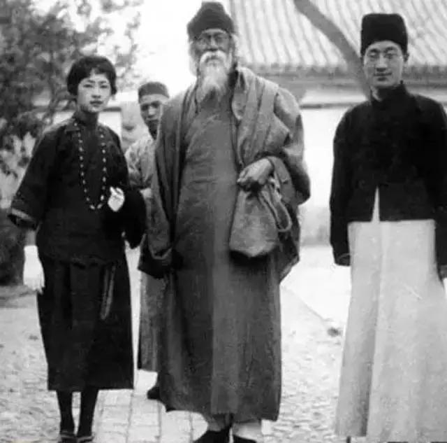 年轻时的霍金照,霍金珍贵照片