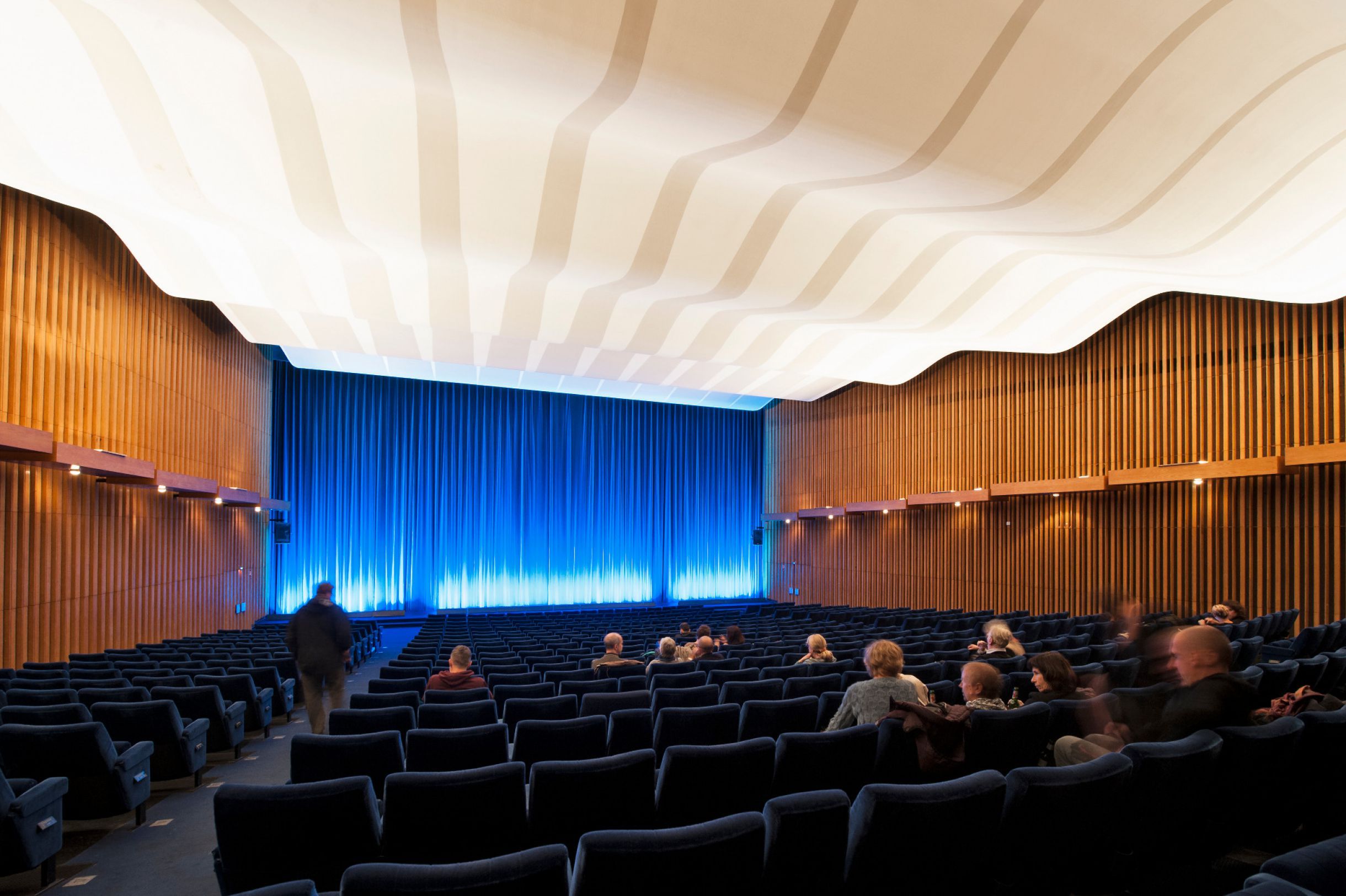 BBC和CNN推荐，必须打卡的21家影院