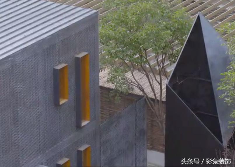 集装箱简易房和铁皮房哪个便宜,集装箱改造房屋靠谱吗