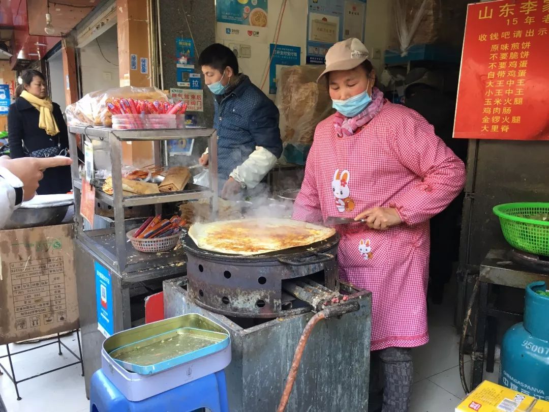 香铺营，一个与德基一街之隔的地方