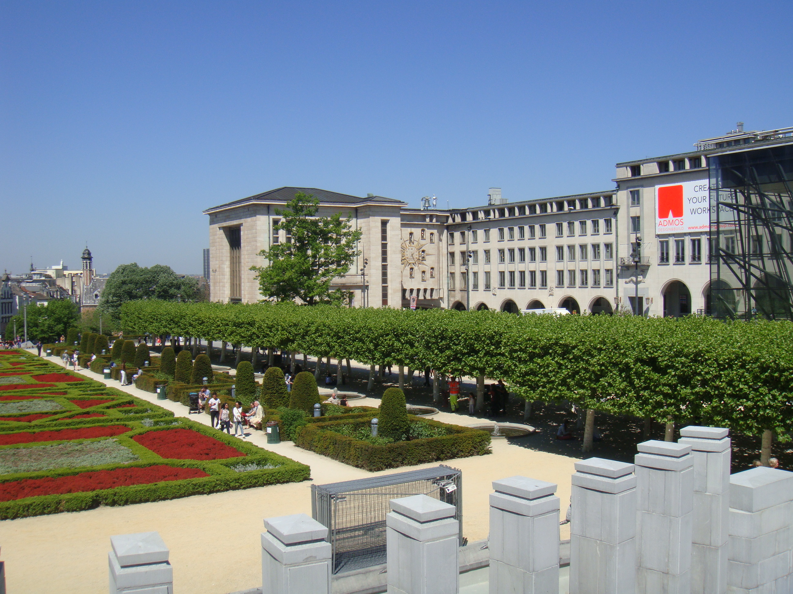 春天里走进比利时布鲁塞尔 (布鲁塞尔艺术山皇家广场)