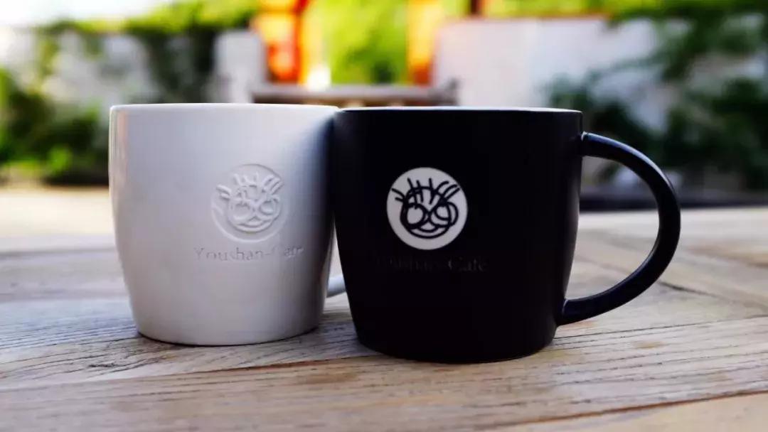 南京不老村，这个画得了插画、种得了花的萌大叔，亲自打造一个家