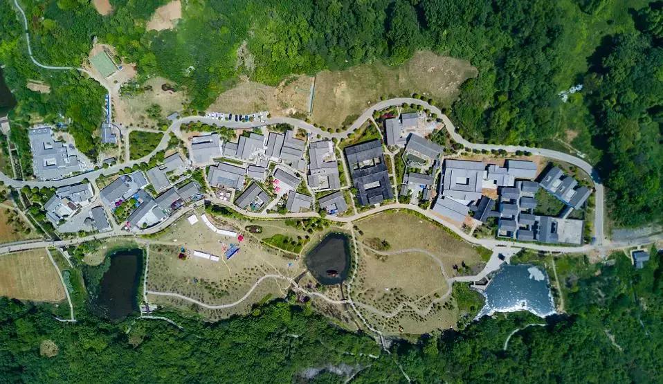 南京20分钟车程外的不老村，咖啡屋、书吧、酒吧，周末度假好去处