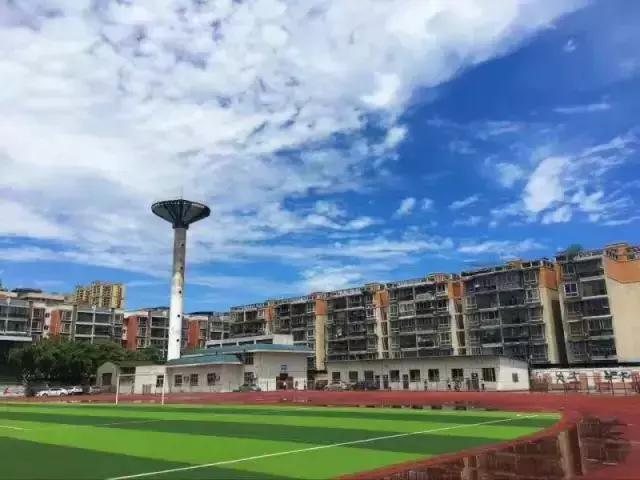 乐山外国语和乐山一中,乐山一中辉煌