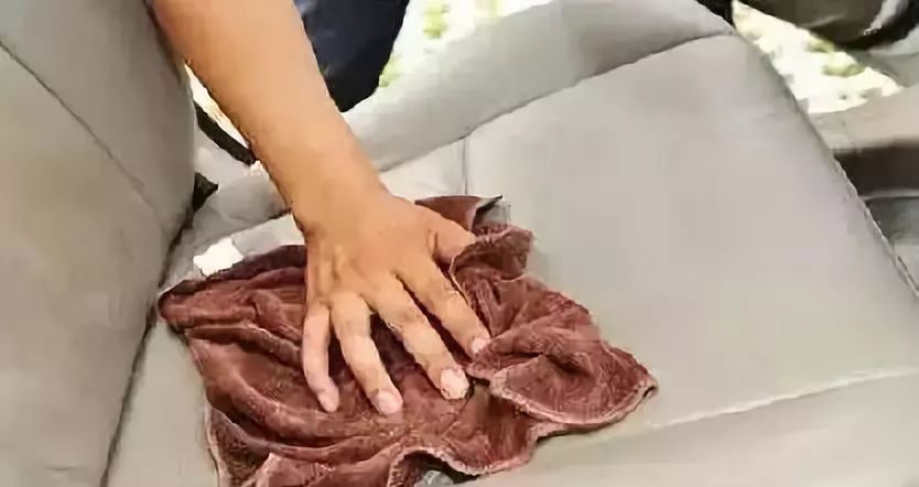 车身有细微的划痕怎么修复,车身出现小刮痕没伤漆怎么处理