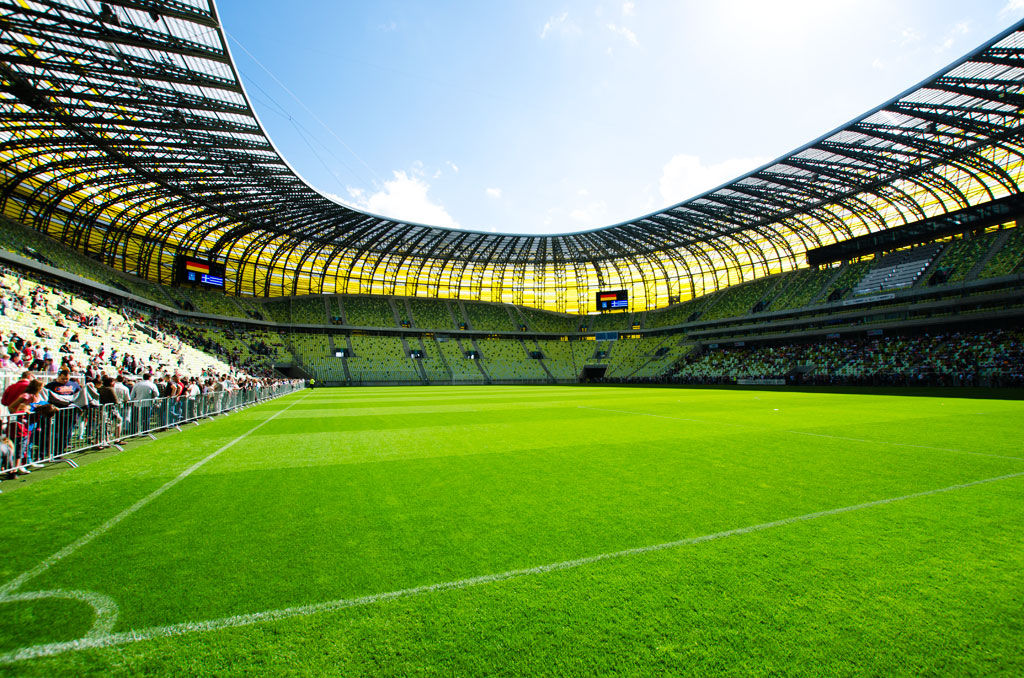 波兰球场华沙,欧洲哪些国家足球厉害