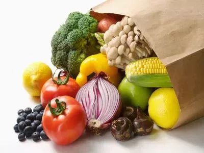 这种茶少喝!女子为治便秘连喝3年,大肠内壁全变黑了……