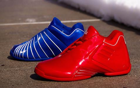 时尚教父级人物！的确，联盟敢穿“鸳鸯鞋”的他是第一个！